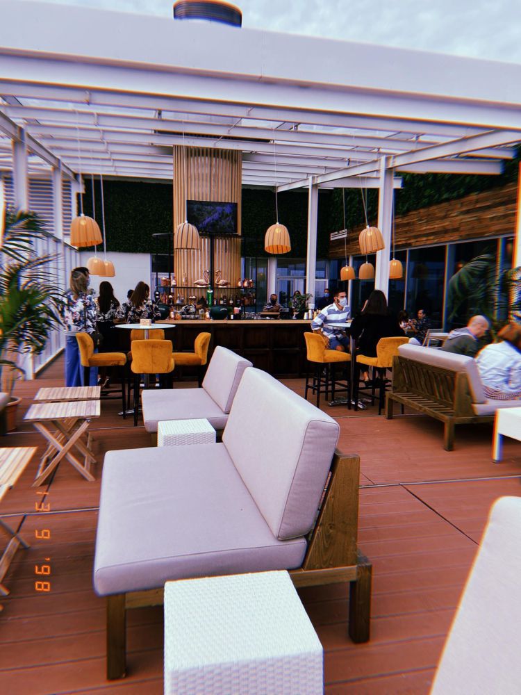 Verso Rooftop Verso Rooftop Lounge, Oeiras, Lisboa - Wikinight